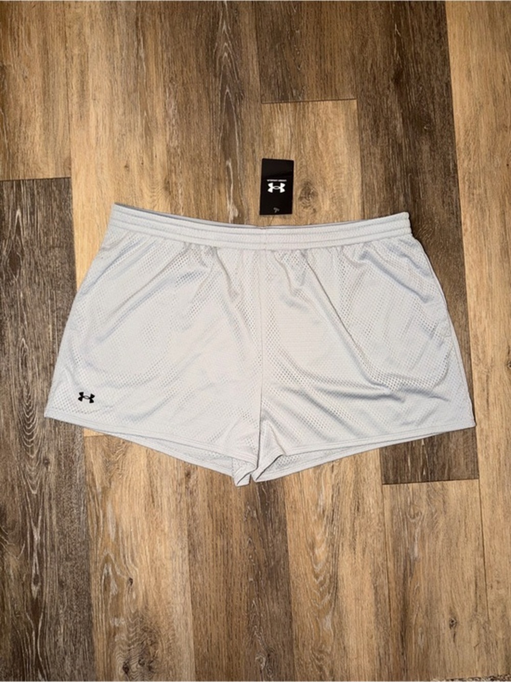NWT Under Armour Women's Light Gray Mesh Shorts